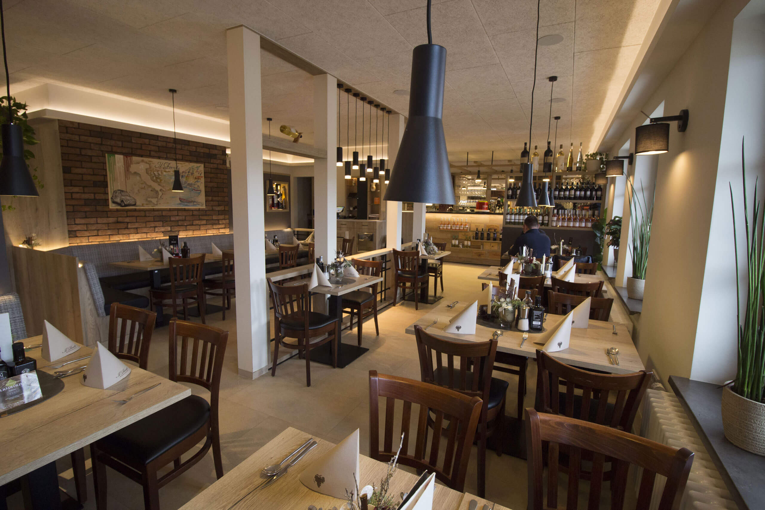 Banner Image Represents the Dinny 3